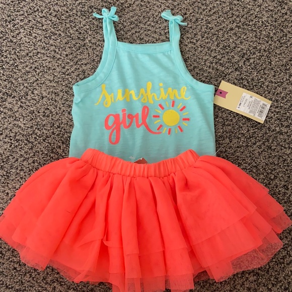 Cherokee Other - NWT adorable 2 piece onesie and tutu set 💕